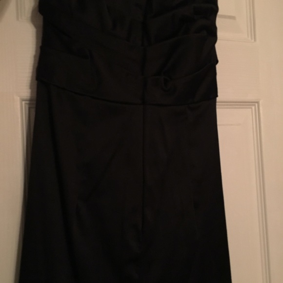 Asos Black dress. Like new. Only worn once !! - Picture 3 of 4